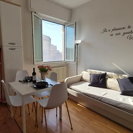La Casina Di Benedetta * Florence