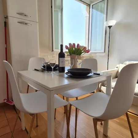 Apartment La Casina Di Benedetta *